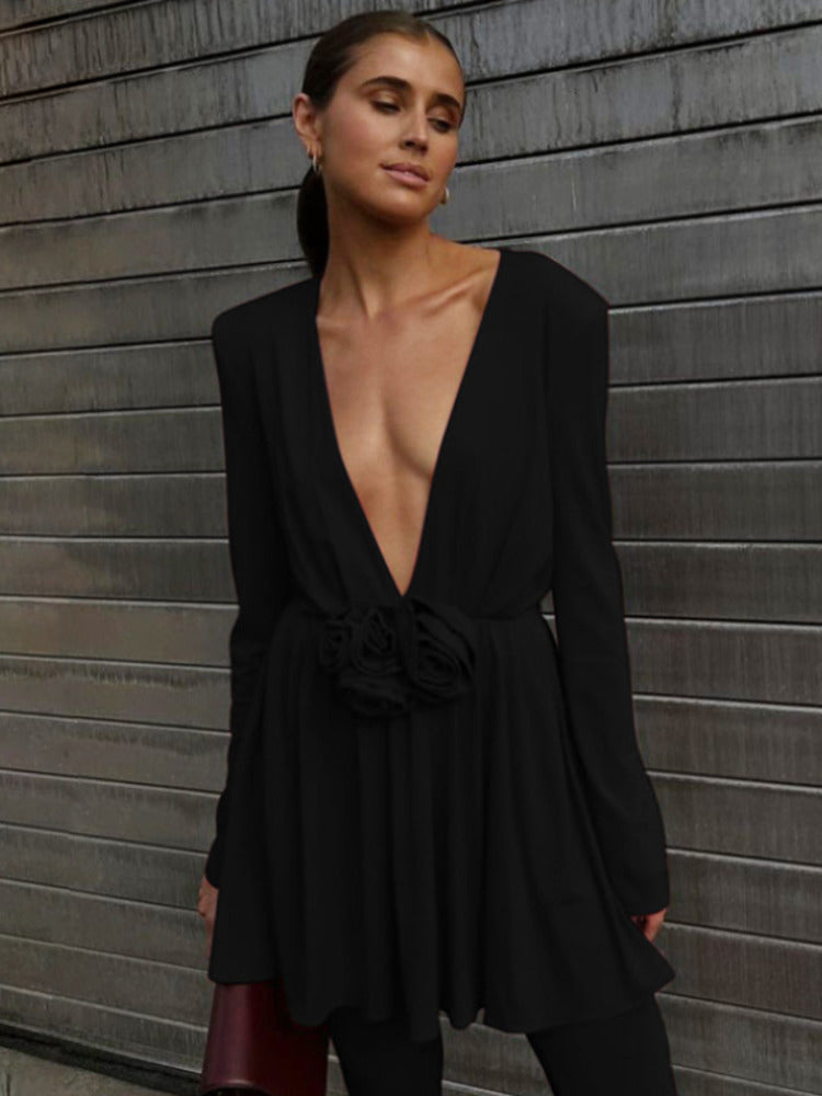 Well Tailored Pullover with a Graceful Silhouette