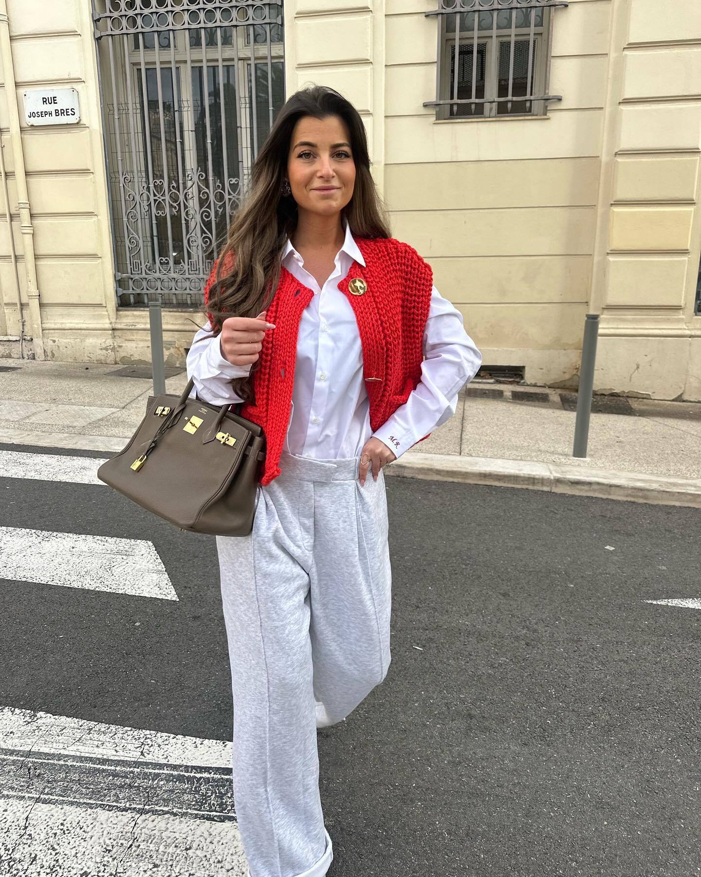 Elegantly Styled Cardigan for Everyday Wear