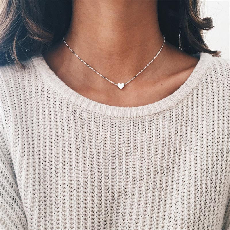Romantic Gold Necklace for Special Moments