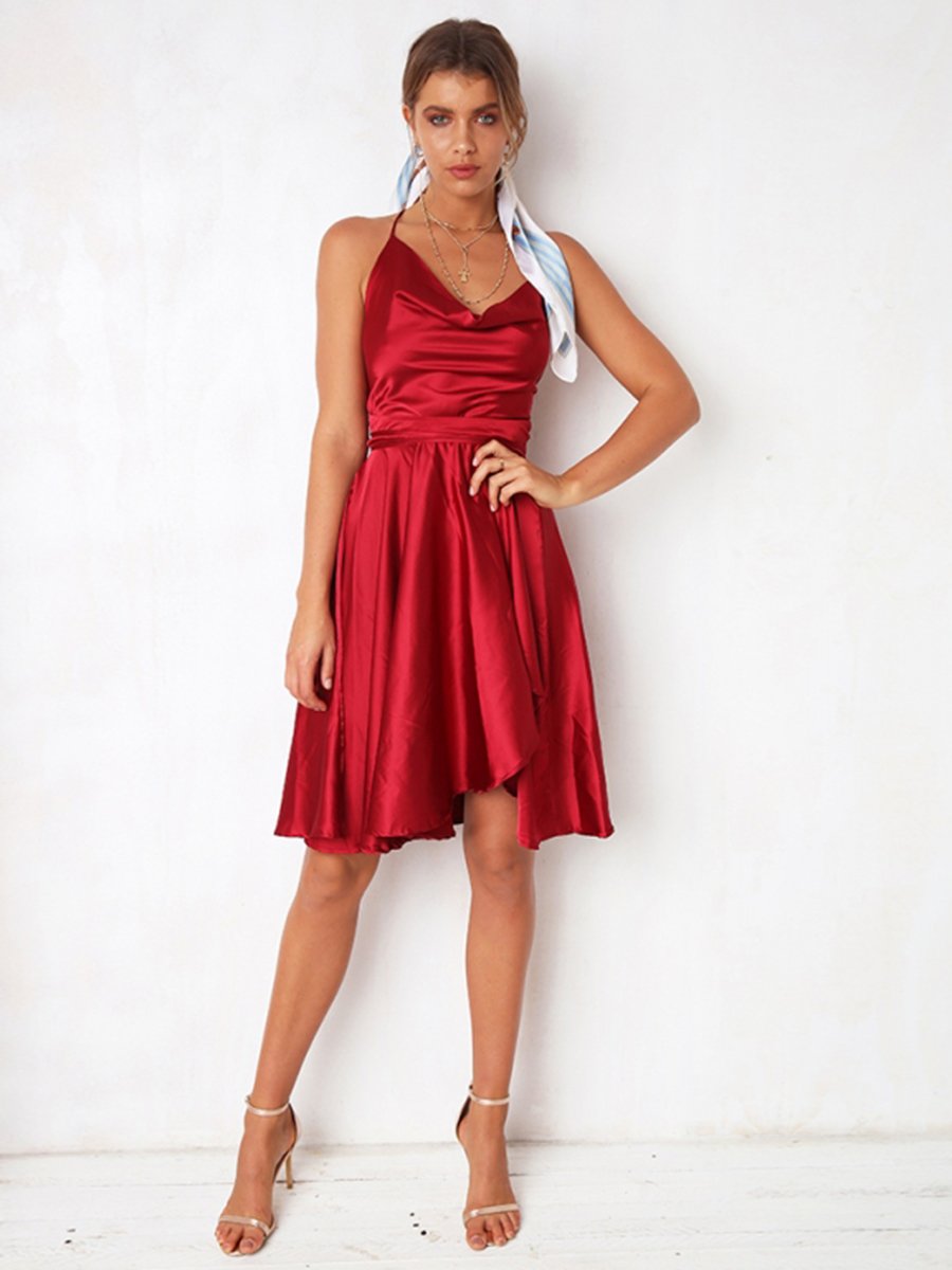 Effortlessly Elegant Dress with a Timeless Design