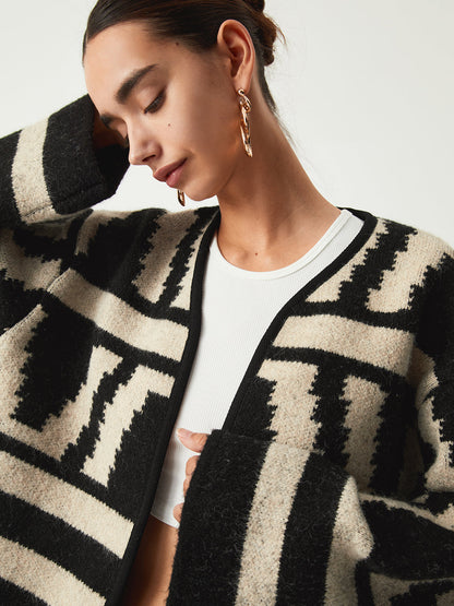 Effortlessly Elegant Cardigan with a Timeless Design