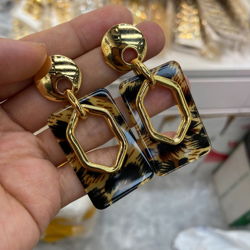 Elegant Earring for Every Occasion