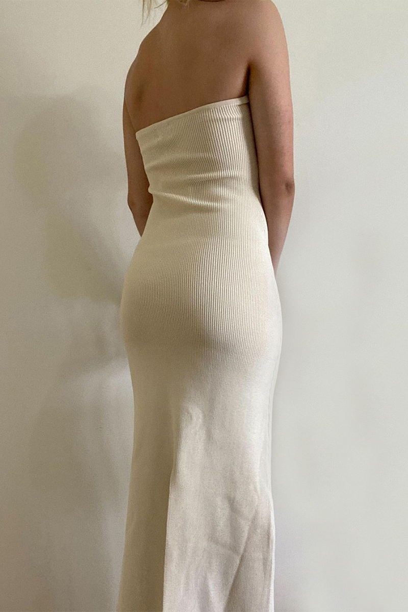 A Vintage Style Dress with Delicate Timeless Details