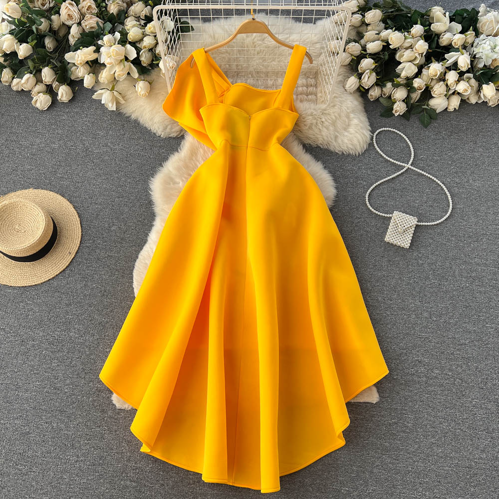 Gracefully Styled Dress for Any Occasion