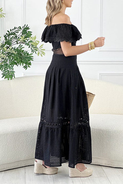 Beautifully Finished Dress in a Timeless Design