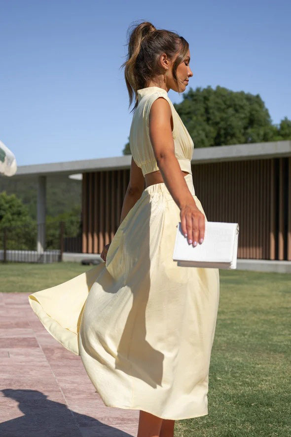 Classic Vintage & Enduringly Stylish Dress