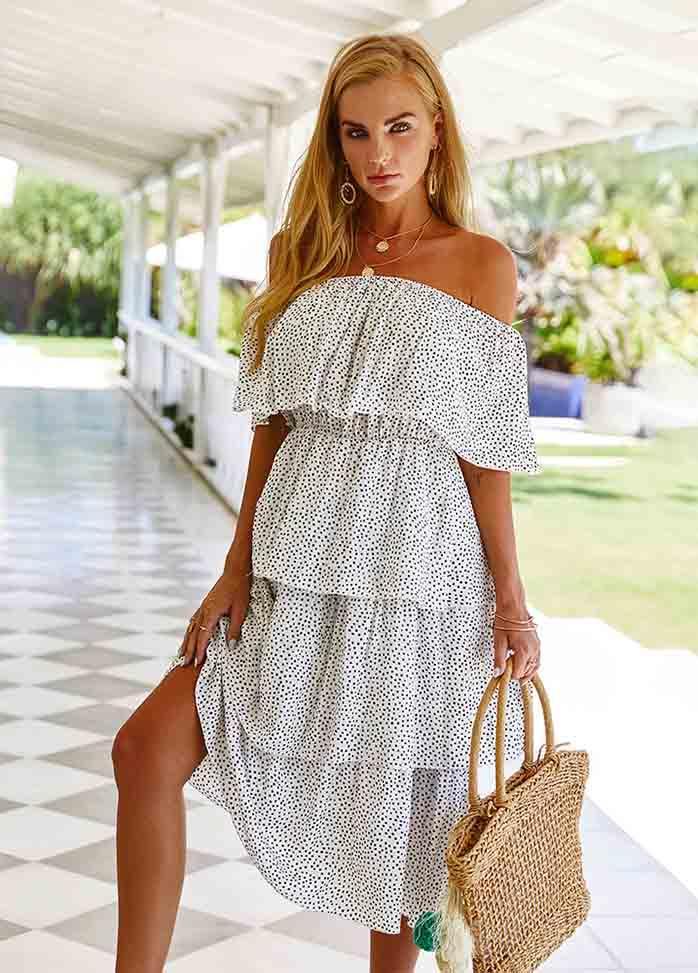 Classic Vintage Dress with a Flattering Fit