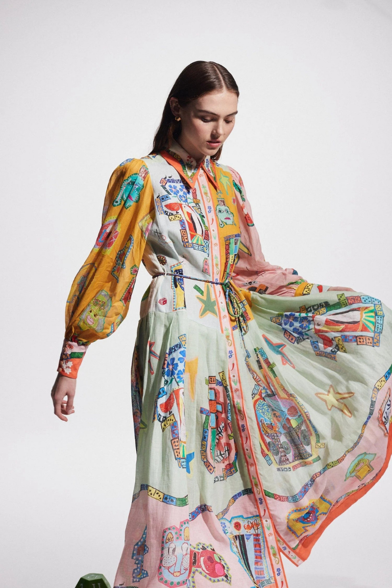 Classic Vintage Dress with a Flattering Fit