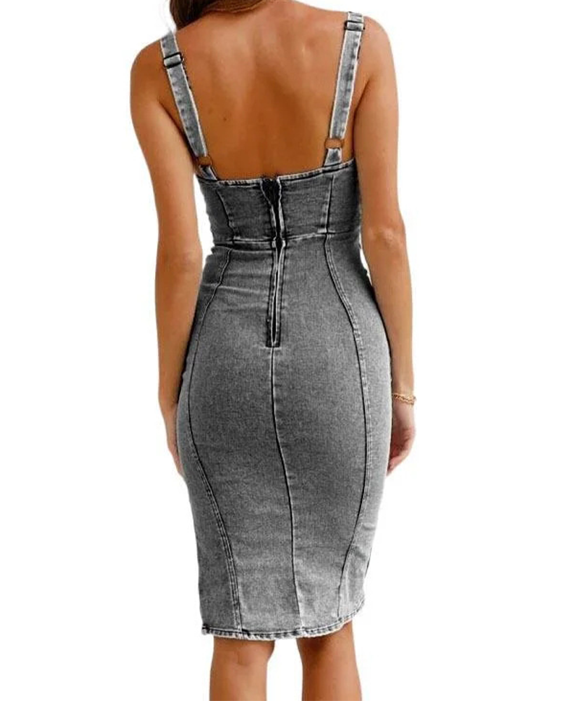 Effortlessly Elegant Dress with a Timeless Design