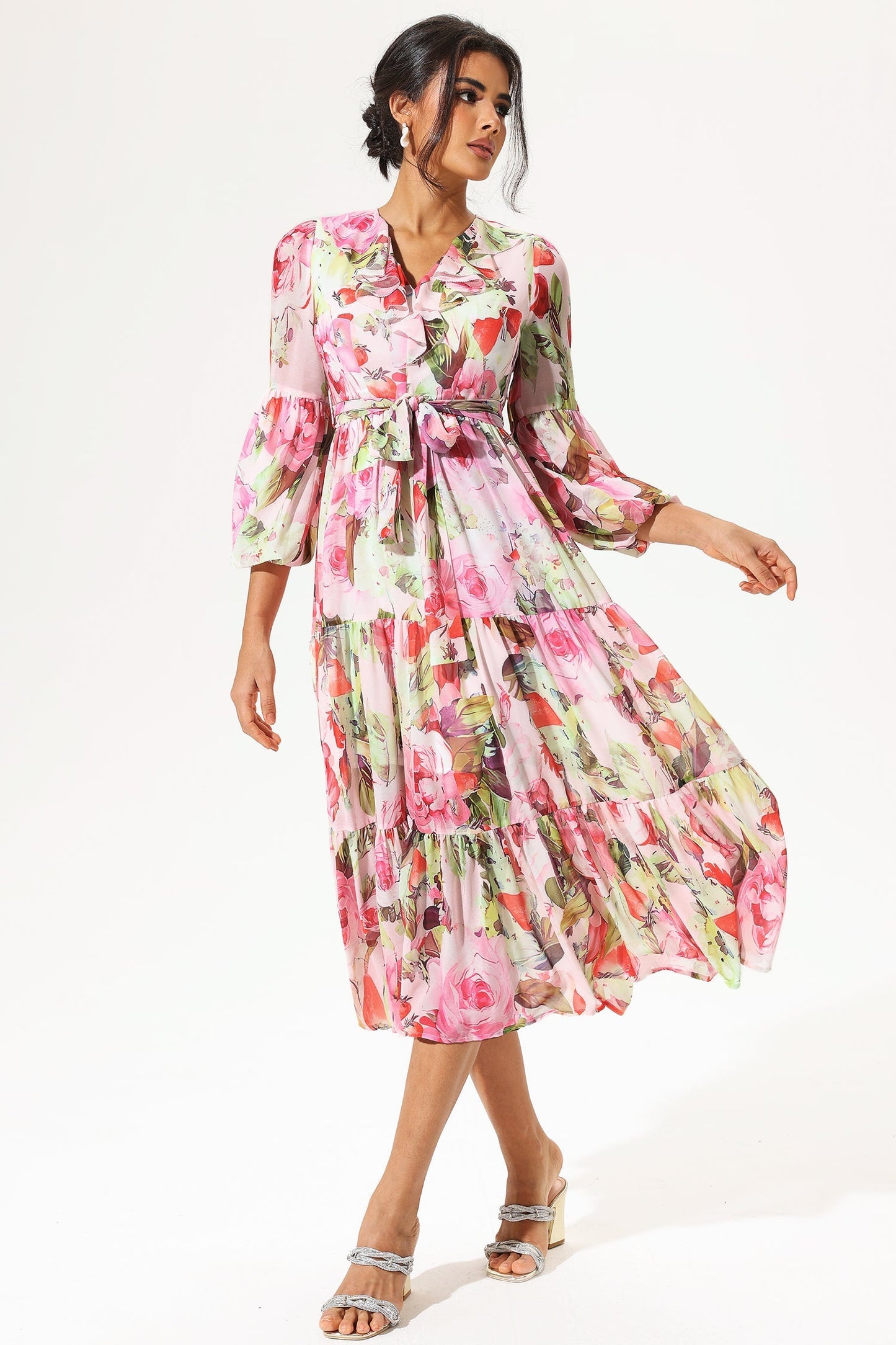 Classic Vintage Dress with a Flattering Fit