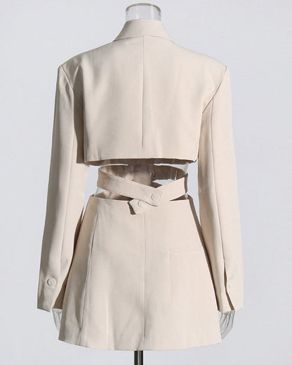 Well Tailored Dress with a Graceful Silhouette