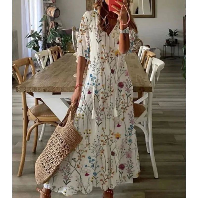Beautifully Finished Dress in a Timeless Design