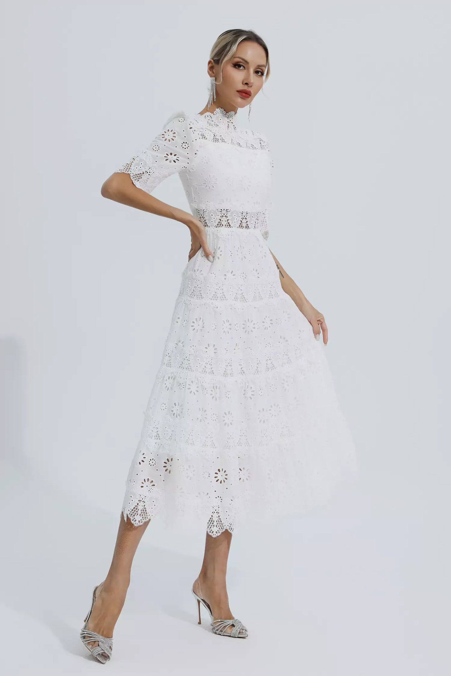 Classic Vintage Dress with a Flattering Fit