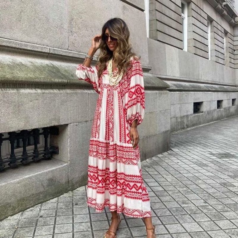 Gracefully Styled Dress for Any Occasion