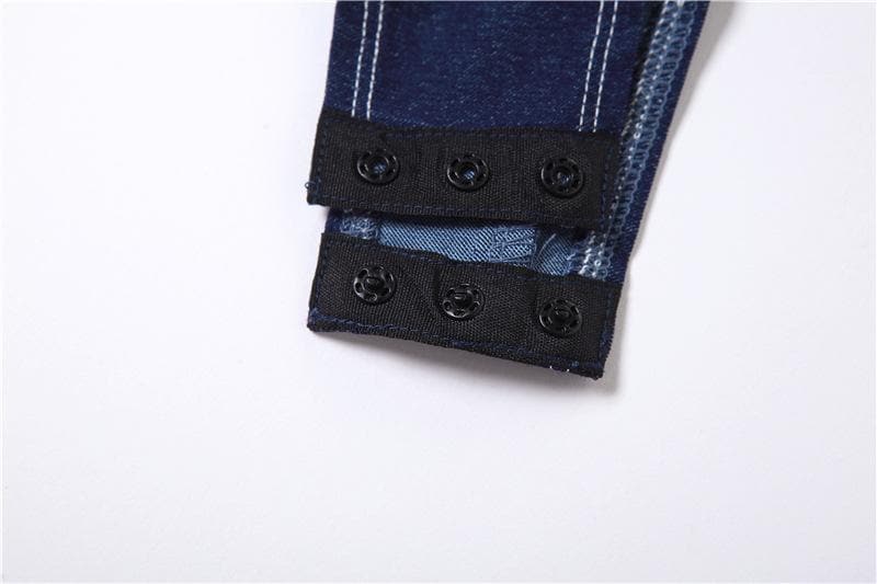 Effortlessly Elegant Garment with a Timeless Design