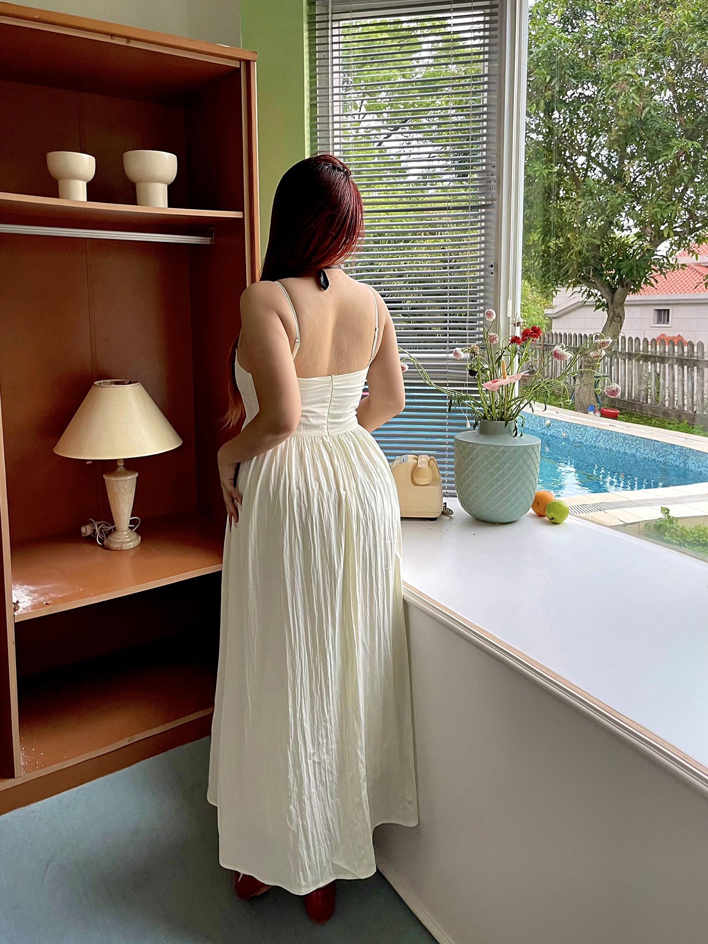 Beautifully Crafted Dress in a Classic Style