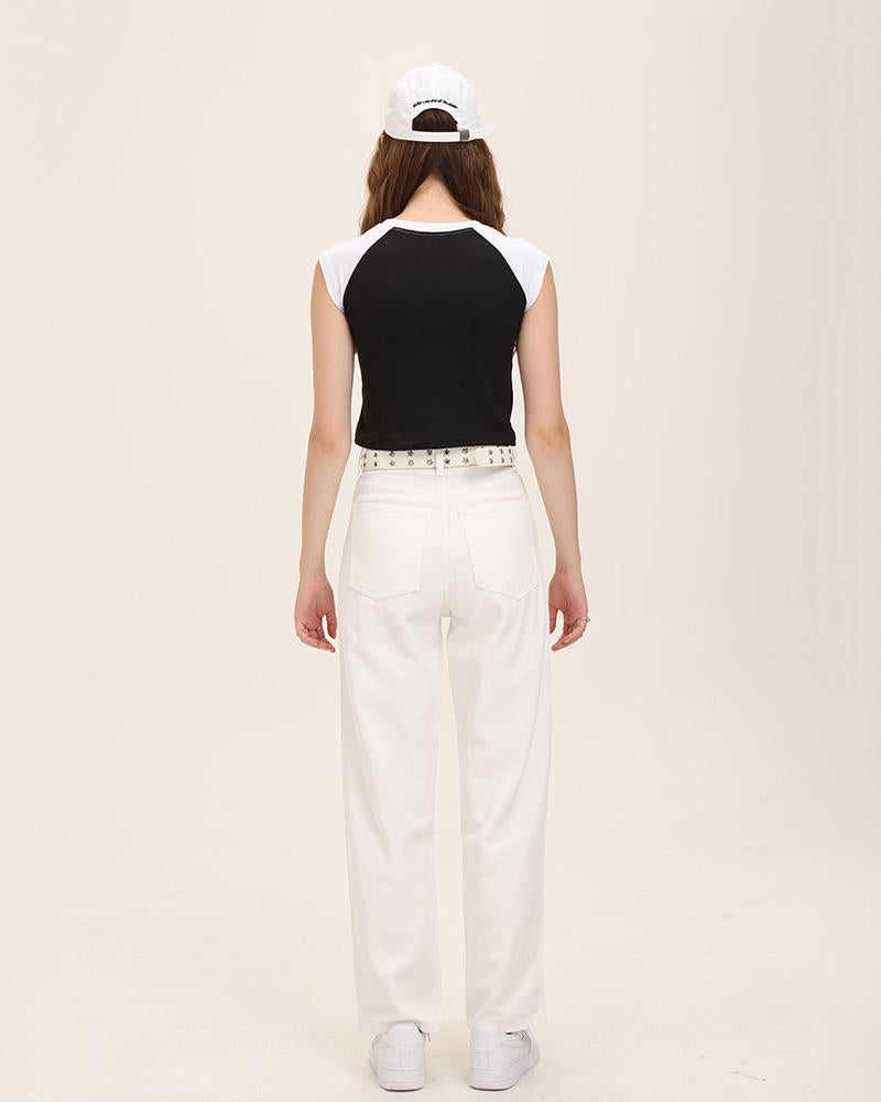 Elegantly Styled Pants for Everyday Wear