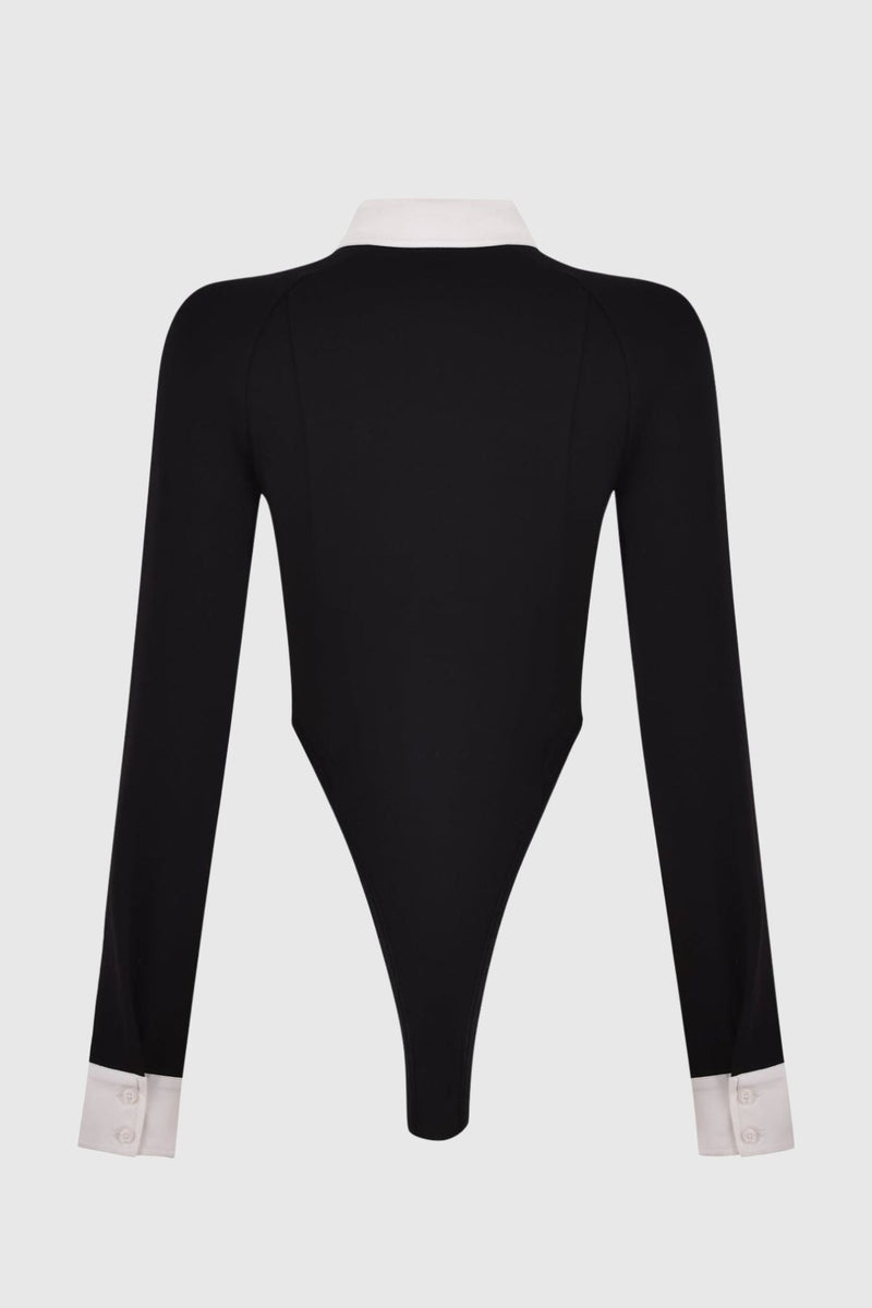 Sophisticated Garment with a Clean Classic Look