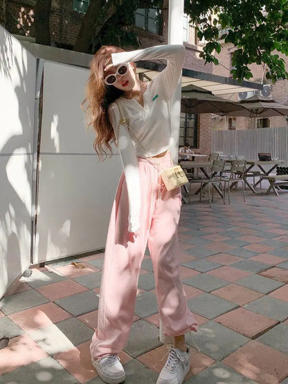 Elegantly Styled Pants for Everyday Wear