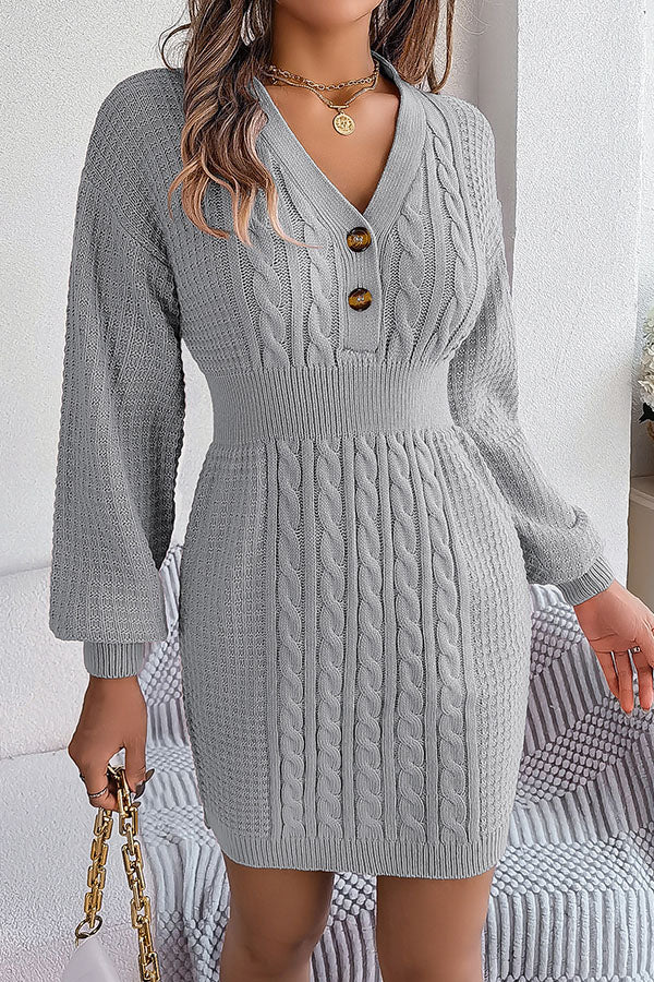 Effortlessly Elegant Sweater with a Timeless Design