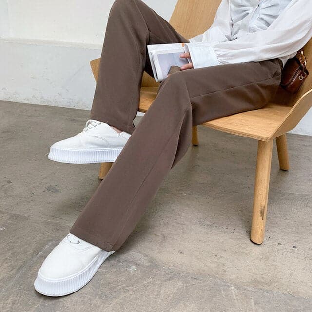 Polished Trousers with an Effortless Classic Look