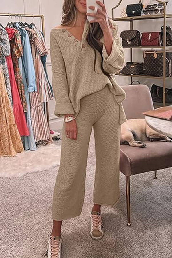 Classic Vintage & Enduringly Stylish Top