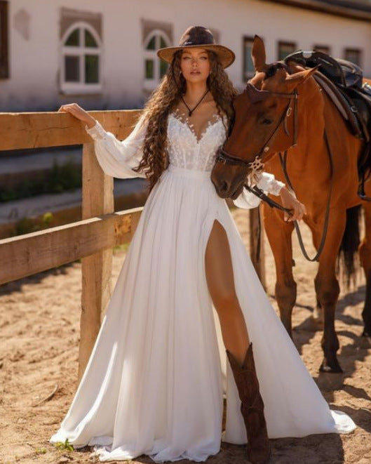 Beautifully Crafted Dress in a Classic Style
