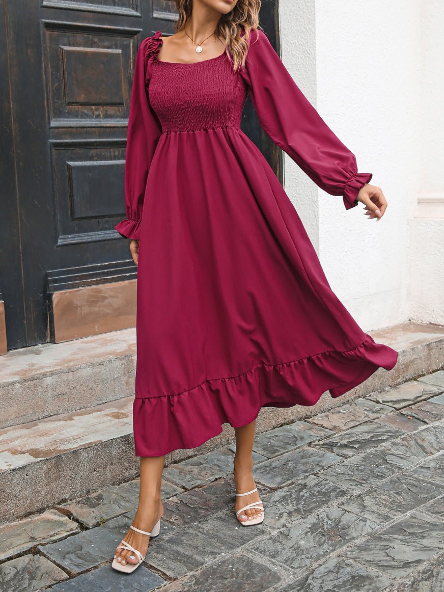 Classic Vintage Dress with a Flattering Fit