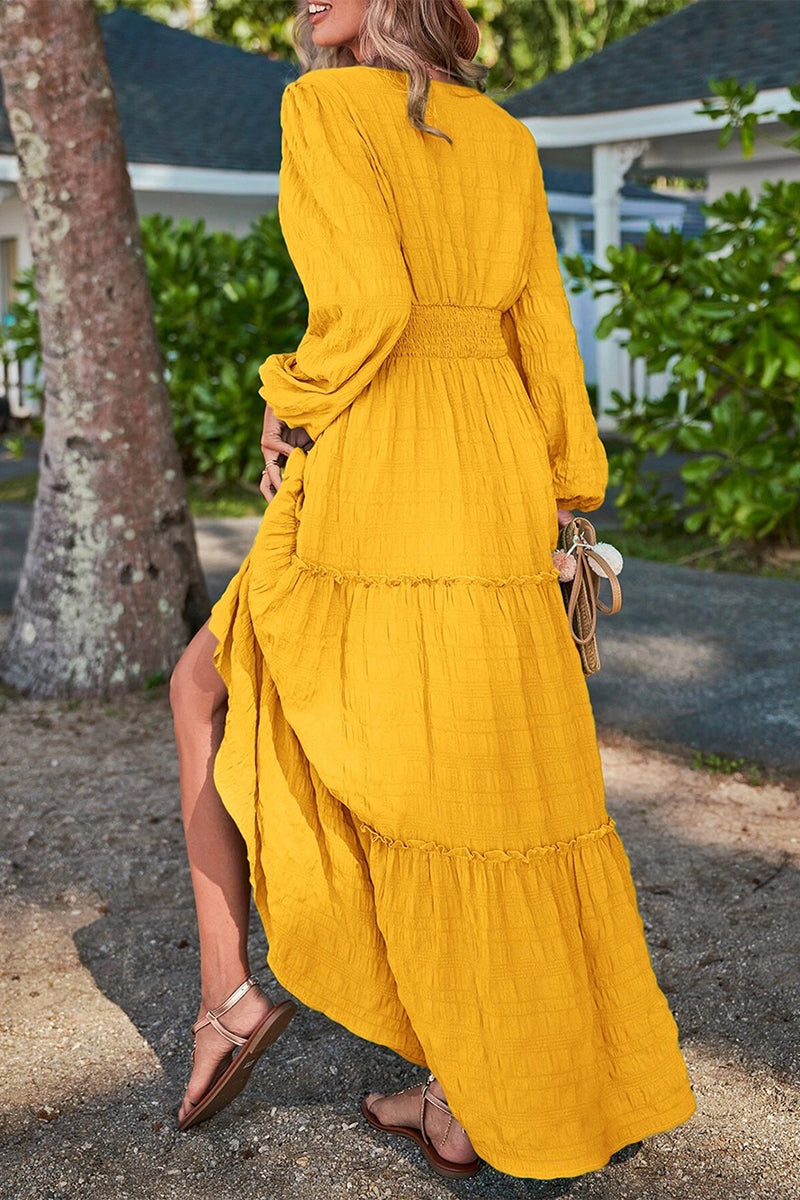 Well Tailored Dress with a Graceful Silhouette