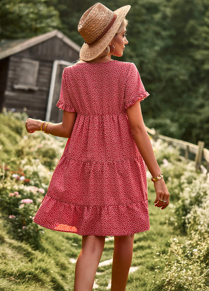 Beautifully Finished Dress in a Timeless Design