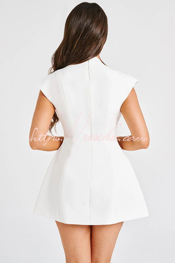 Classic Vintage Dress with a Flattering Fit