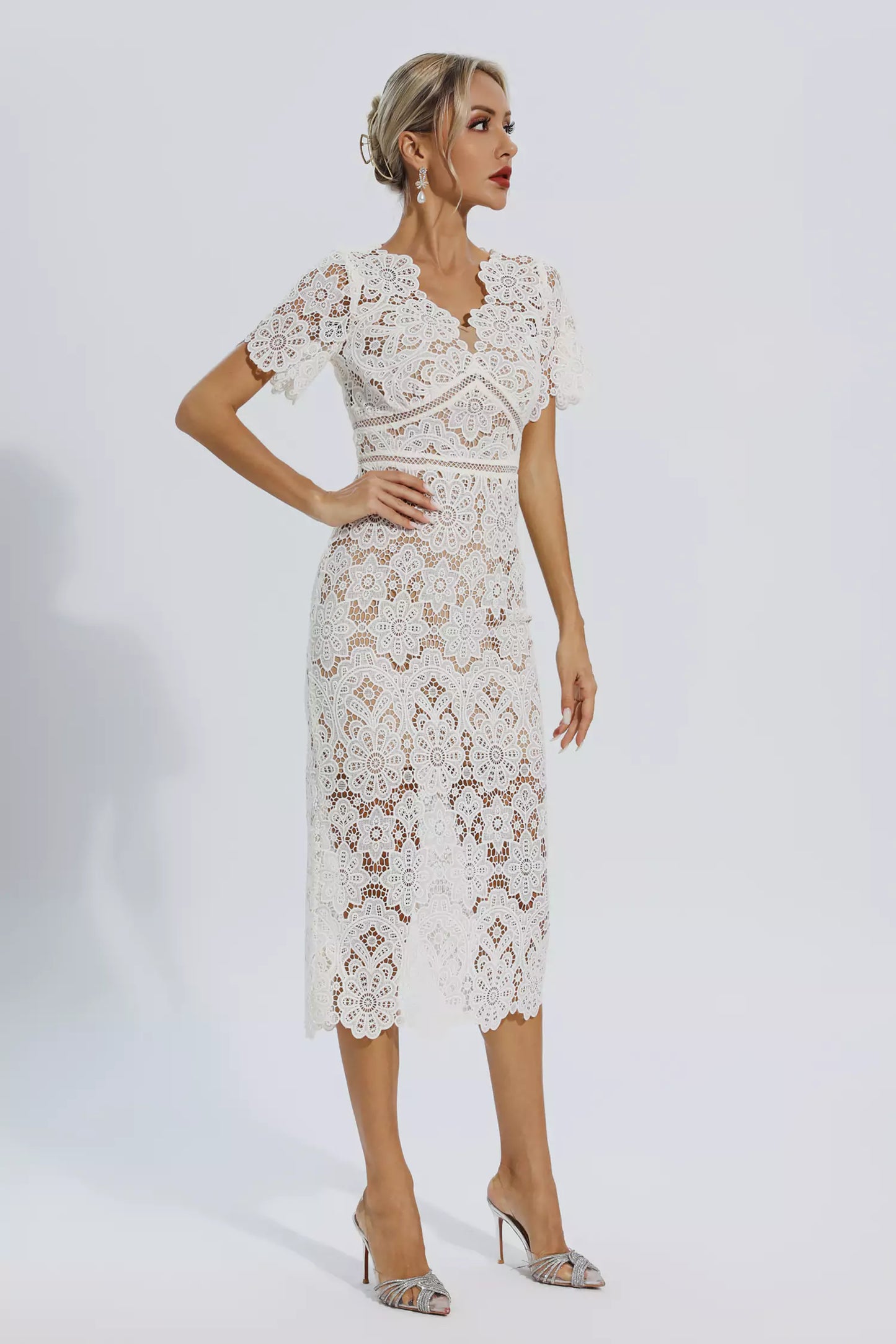 Polished Dress with an Effortless Classic Look