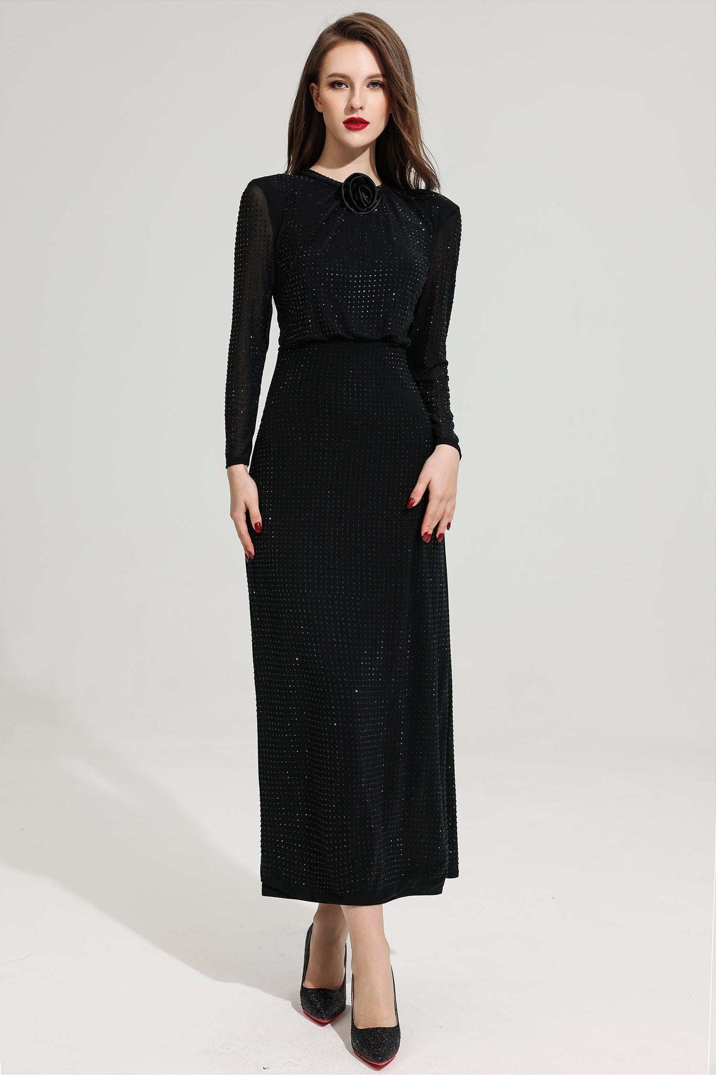 Beautifully Crafted Dress in a Classic Style