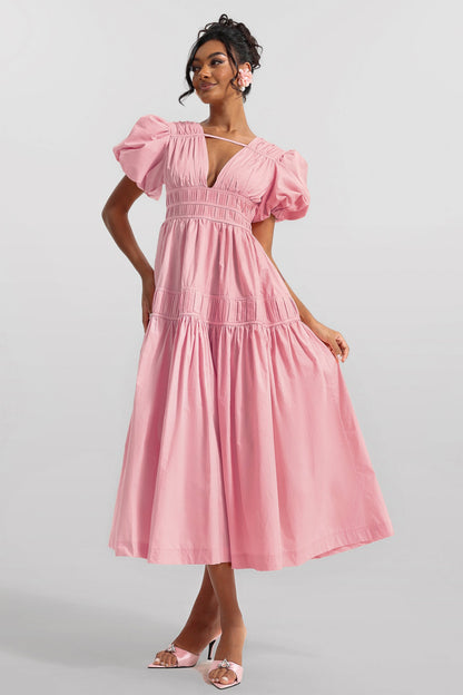 Well Tailored Dress with a Graceful Silhouette