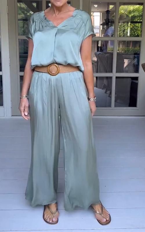Classic Vintage Garment with a Flattering Fit