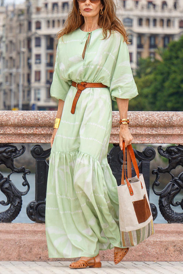 Beautifully Crafted Dress in a Classic Style