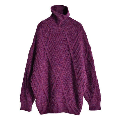Classic Vintage Sweater with a Flattering Fit
