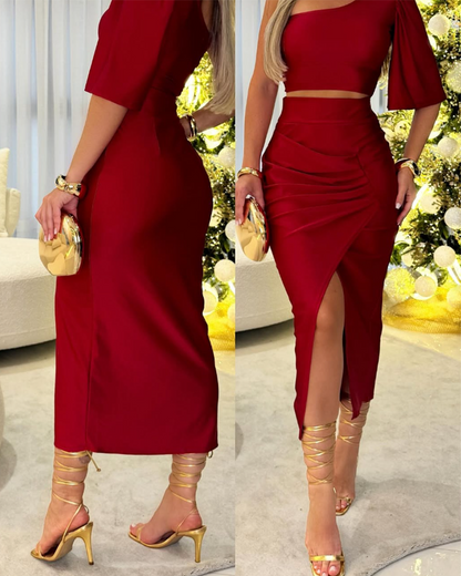 Effortlessly Elegant Garment with a Timeless Design