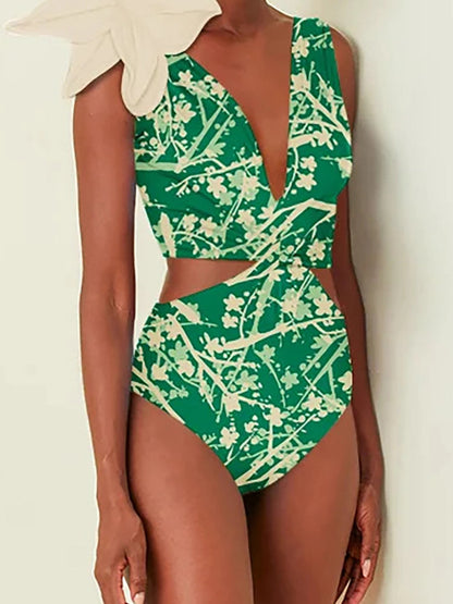 Well Tailored Garment with a Graceful Silhouette