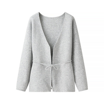 Elegantly Styled Cardigan for Everyday Wear