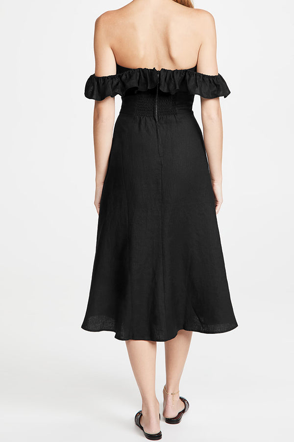 Well Tailored Dress with a Graceful Silhouette