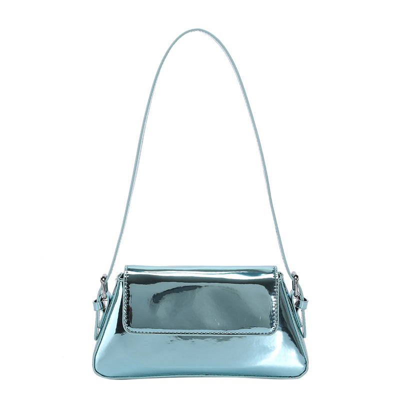 A Vintage Style Bag with Delicate Timeless Details