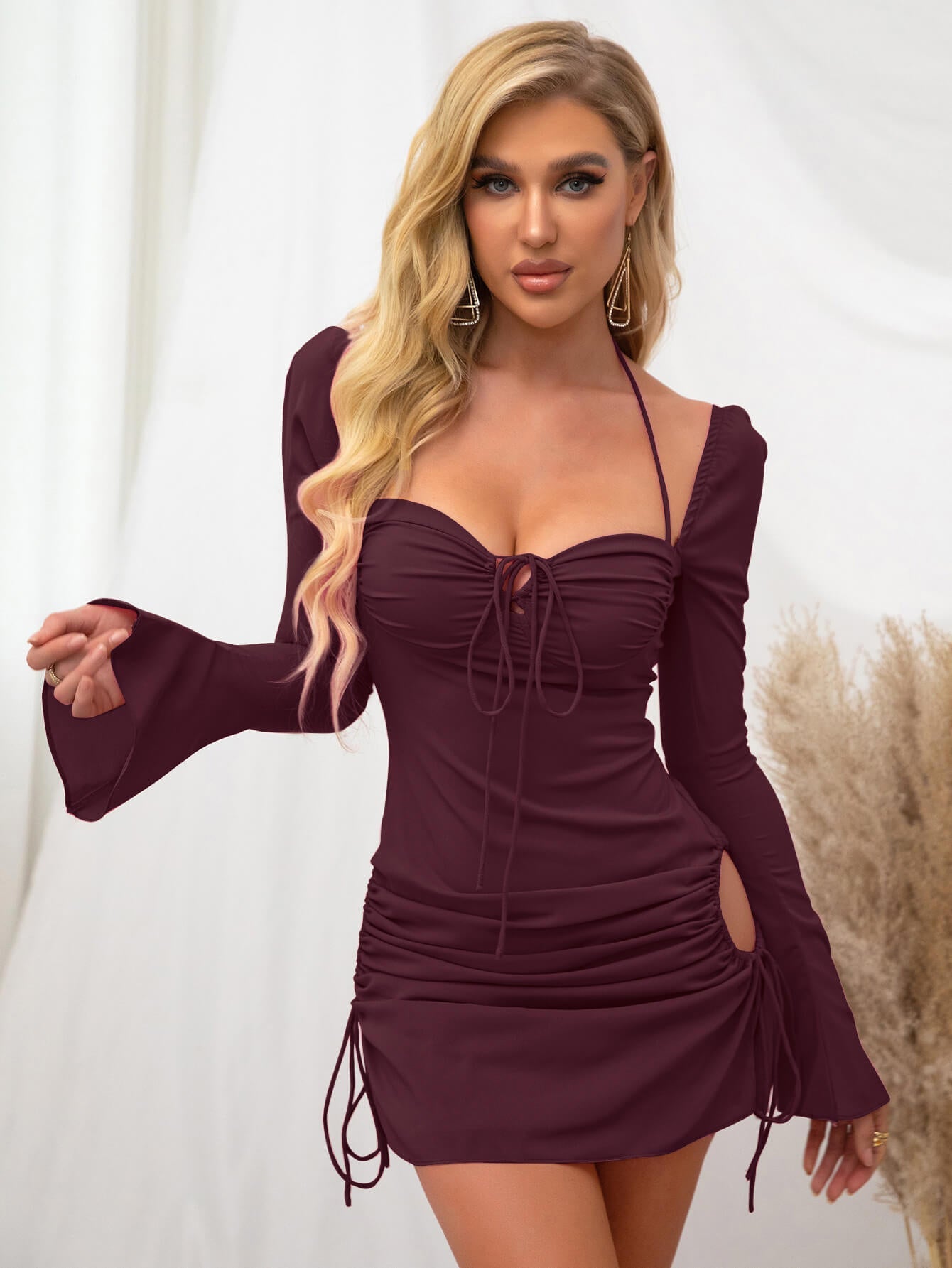 Gracefully Styled Dress for Any Occasion
