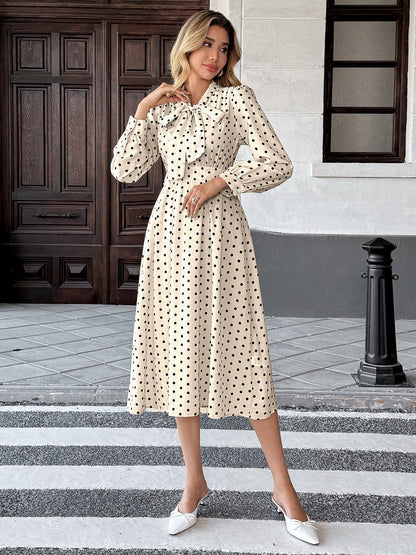 Sophisticated Dress with a Clean Classic Look