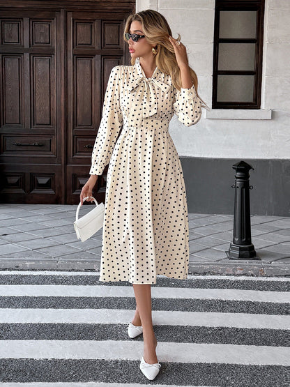 Sophisticated Dress with a Clean Classic Look