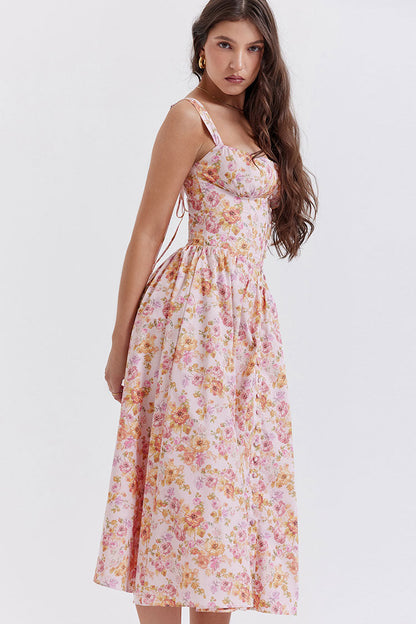 Classic Vintage Dress with a Flattering Fit