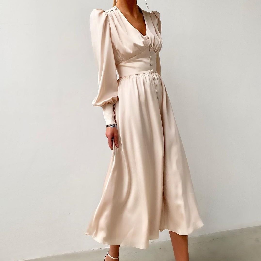 A Vintage Style Dress with Delicate Timeless Details