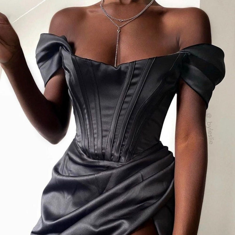 Effortlessly Elegant Dress with a Timeless Design