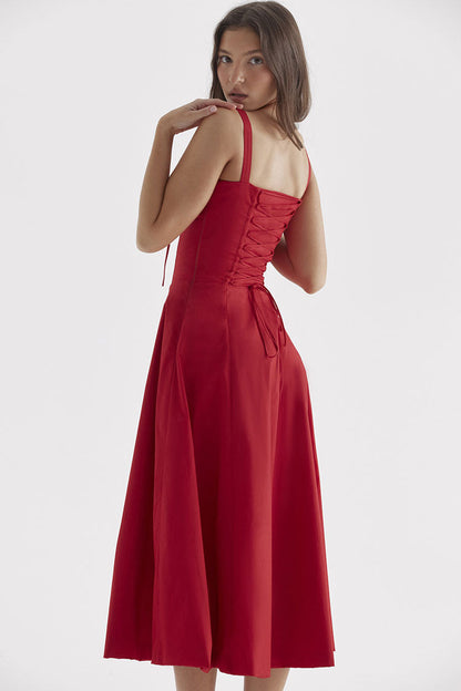 Classic Vintage Dress with a Flattering Fit